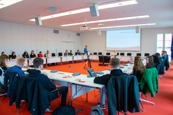 Impression des Zukunftstages 2024 im Landtag Brandenburg