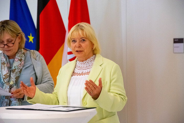 Landtagspräsidentin Prof. Dr. Ulrike Liedtke begrüßt die Delegation des Sejmiks der Woiwodschaft Lubuskie.