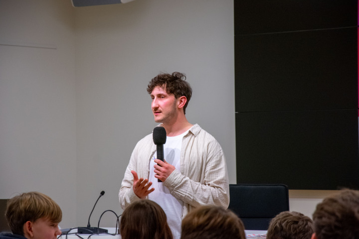 Präsentation der Ergebnisse der fiktiven Social Media Posts