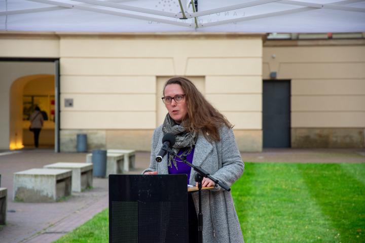 Rede der Koordinatorin beim Netzwerk der brandenburgischen Frauenhäuser e. V. Laura Kapp