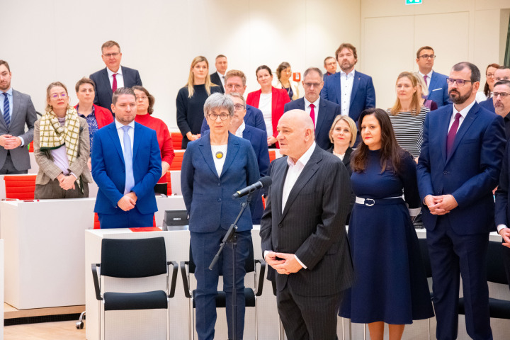 Vereidigung des neu ernannten Ministers der Finanzen und für Europa Robert Crumbach
