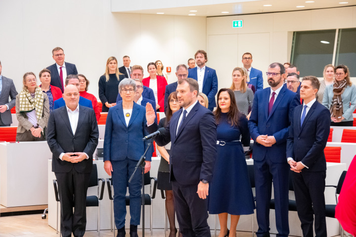 Vereidigung des neu ernannten Ministers für Wirtschaft, Arbeit, Energie und Klimaschutz Daniel Keller