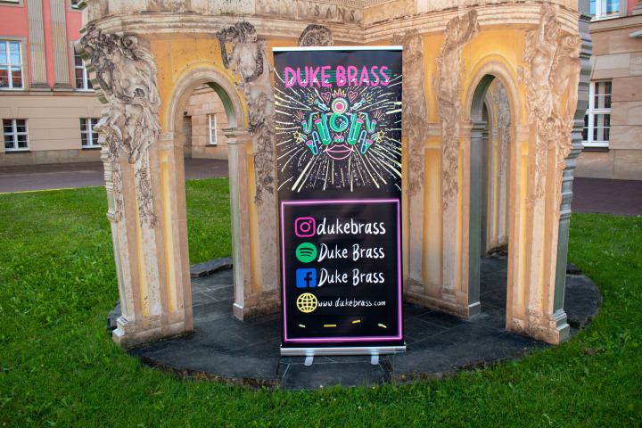 Impression der zweiten Veranstaltung „Kunst zur Zeit 2024“ mit der Brassband „Duke Brass“