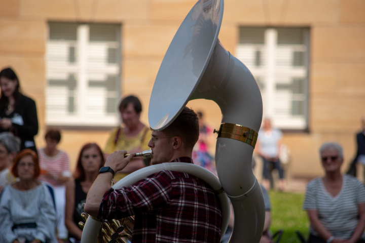 Brassband „Duke Brass“ aus Kleinmachnow begeisterten die Gäste der zweiten Veranstaltung „Kunst zur Zeit 2024“