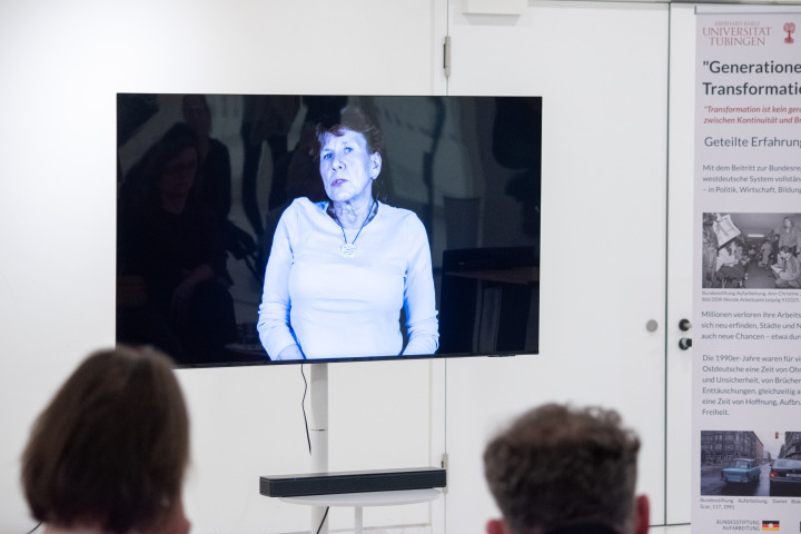 Teaser der Videoinstallation „Nie eine Krise erlebt“