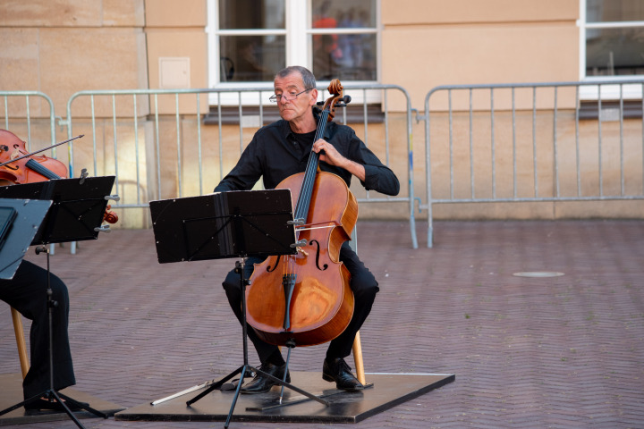Jan-Peter Kuschel (Violoncello)