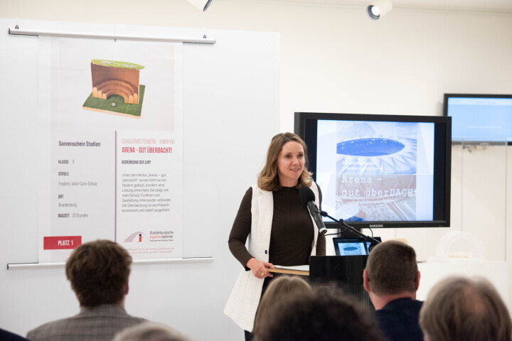 Grußwort der Geschäftsführerin der Brandenburgischen Ingenieurkammer Anja Schellhorn