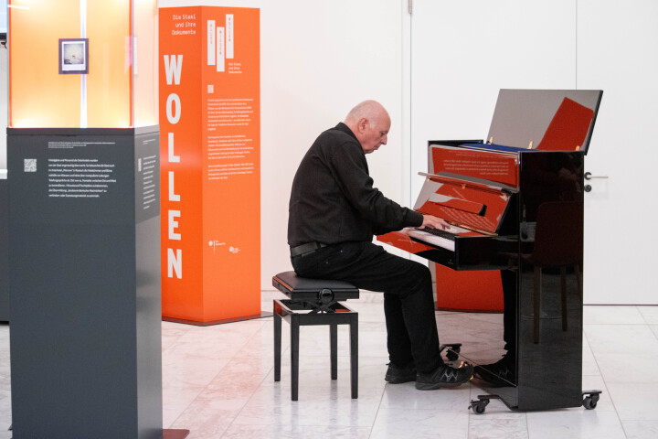 Musikalisches Zwischenspiel zur Ausstellungseröffnung mit Frank Petzold