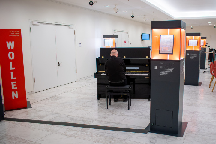 Musikalischer Abschluss zur Ausstellungseröffnung mit Frank Petzold