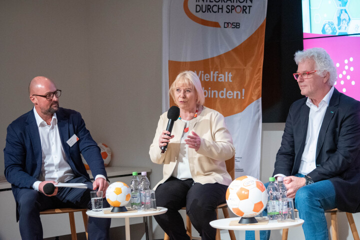 Im Gespräch zur Ausstellung, Landtagspräsidentin Prof. Dr. Ulrike Liedtke