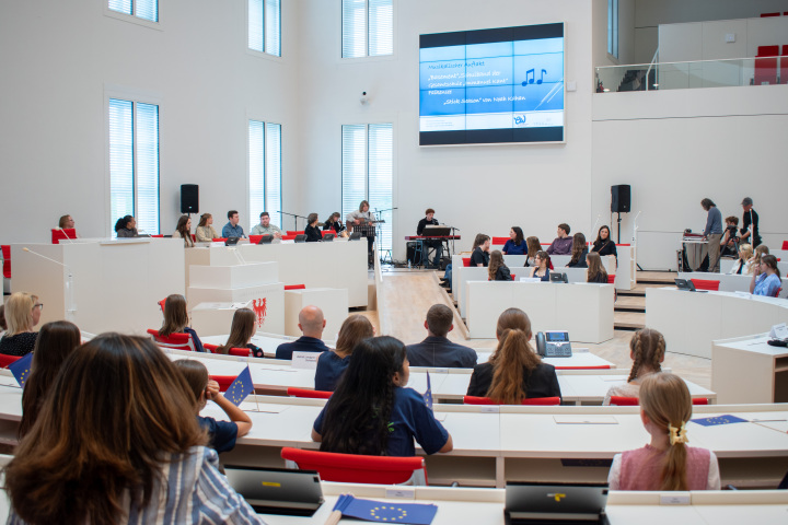Musikalischer Auftakt der Preisverleihung durch die Schulband der Gesamtschule Immanuel Kant Falkensee