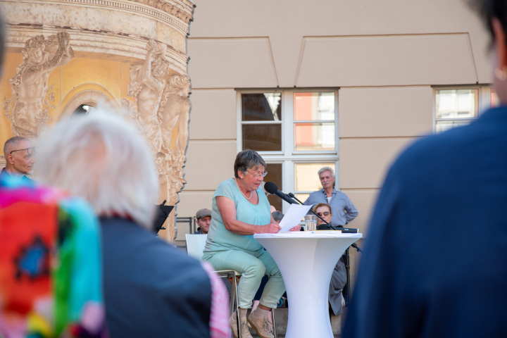 Musikalische Lesung zu Erich Kästner mit der Sprecherin Gabriele Eichelbaum