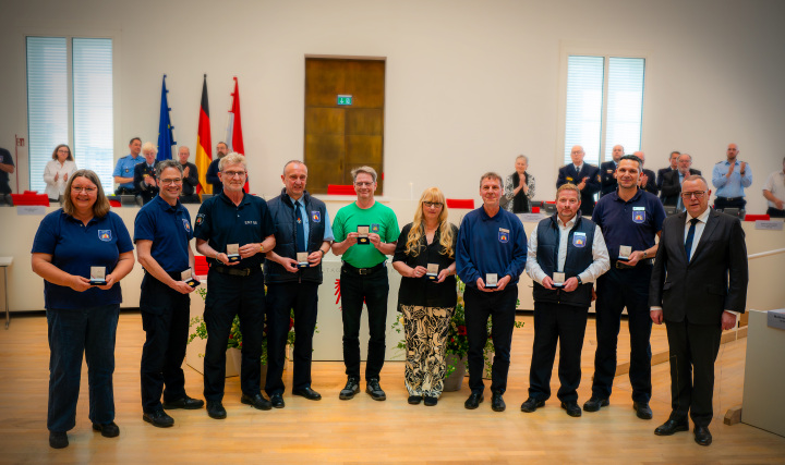 Gruppenfoto der geehrten ENT-Mitwirkenden