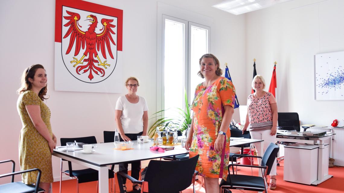 Landtagspräsidentin Ulrike Liedtke empfängt Frauenpolitischen Rat (18.08.2020)