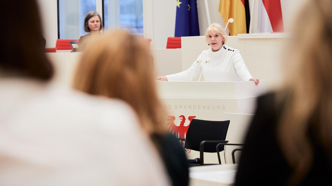 Begrüßung der Landtagspräsidentin Prof. Dr. Ulrike Liedtke zur Podiumsdiskussion