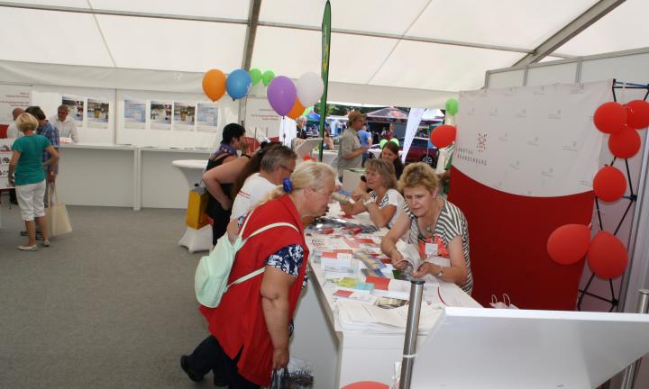 Der Informationsstand des Landtages Brandenburg.