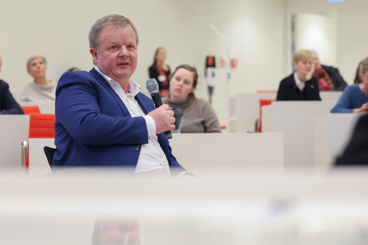 Podiumsdiskussion zum Thema „Baukultur 2023 - Von der baubezogenen Kunst zum Klimaplan Brandenburg“, Stefan Bruch, Abteilungsleiter „Stadtentwicklung und Wohnen“ im Landesministerium für Infrastruktur und Landesplanung