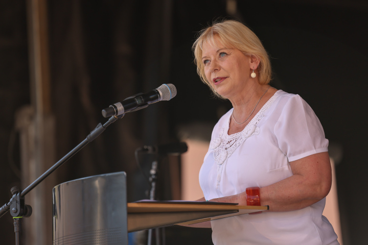 Begrüßung durch die Landtagspräsidentin Prof. Dr. Ulrike Liedtke zur Preisverleihung