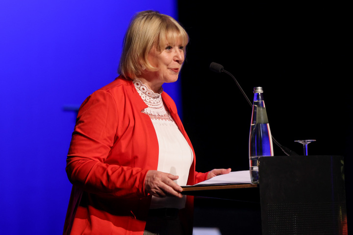 Begrüßung durch die Landtagspräsidentin Prof. Dr. Ulrike Liedke