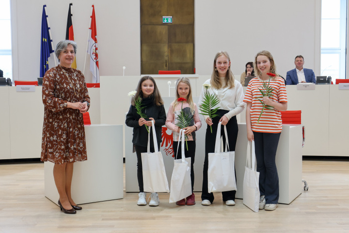 Die Preisträgerinnen der Europaschule am Fließ Schildow