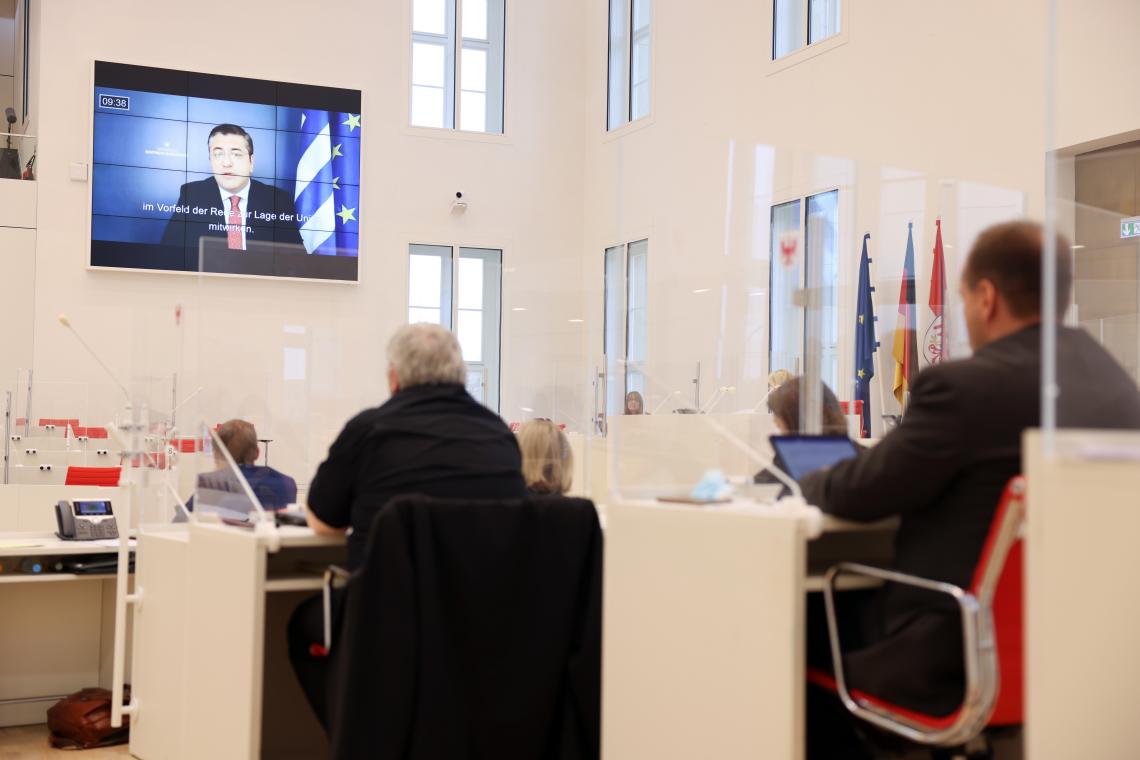 Grußbotschaft des Präsidenten des Ausschusses der Regionen, Apostolos Tzitzikostas, anlässlich des Europapolitischen Dialogs im Landtag zum Thema „Aktive Mitgestaltung der Zukunft Europas durch die Regionen im Rahmen des Pilotprojekts ‚Input aus politischen Debatten in Regionalparlamenten‘ am 12. November 2020“