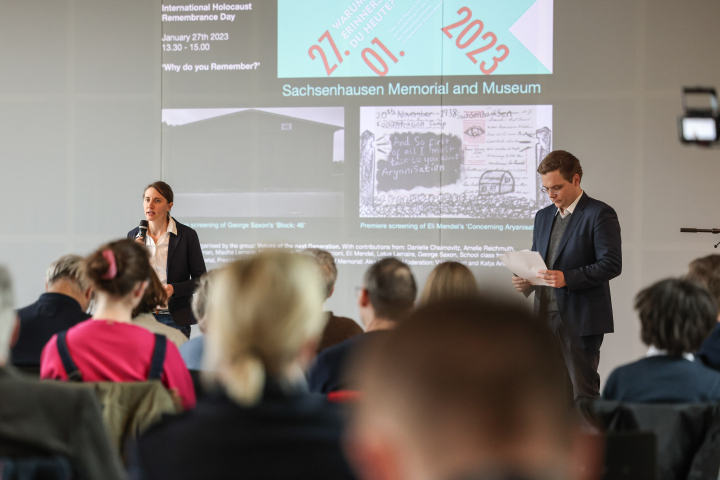 Blick in den Saal zu Beginn der Gedenkveranstaltung