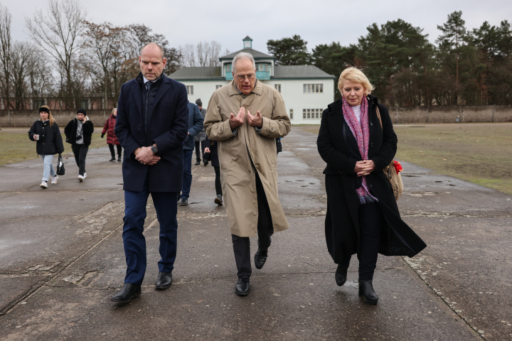 Gang zum Gedenkort Station Z