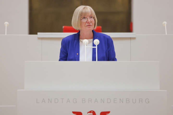 Laudatio durch die Abgeordnete Christine Wernicke (Fraktion BVB / FREIE WÄHLER)