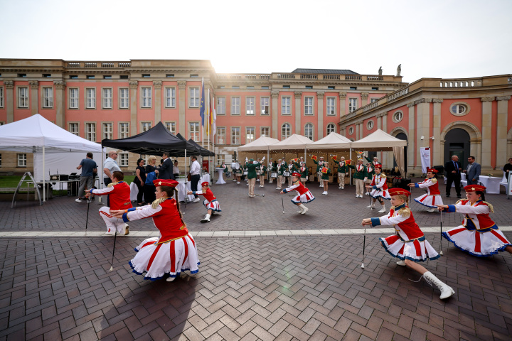 Musikalische Begrüßung durch die Fanfarengarde Frankfurt (Oder)