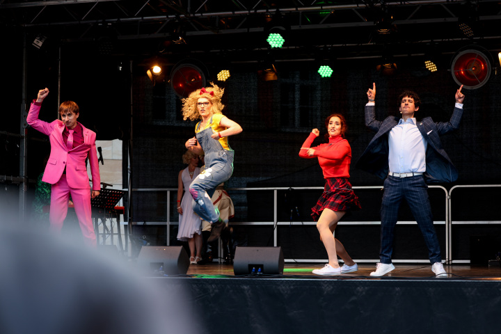 Impression des parlamentarischen Abends im Innenhof des Landtages