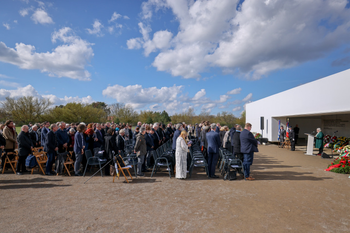 Impression der Zentralen Gedenkveranstaltung in der Gedenkstätte Sachsenhausen, Station Z