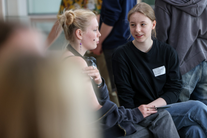 Impressionen der Workshops innerhalb und außerhalb des Landtages