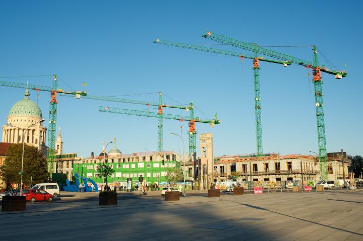 Blick auf die Baustelle vom Lustgarten aus 