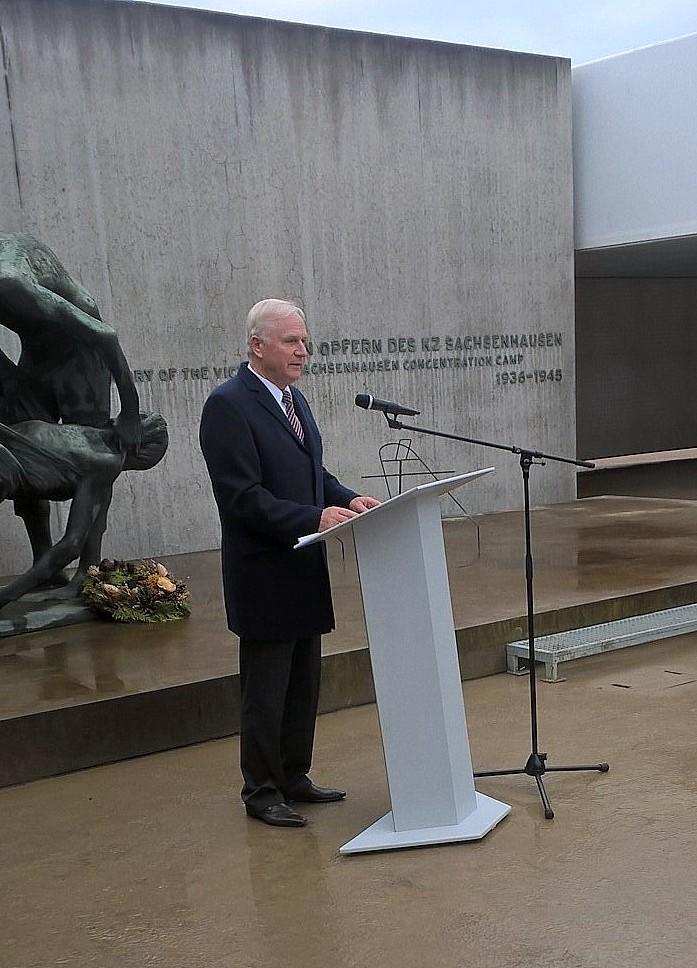 Vizepräsident Dombrowski während der Ansprache