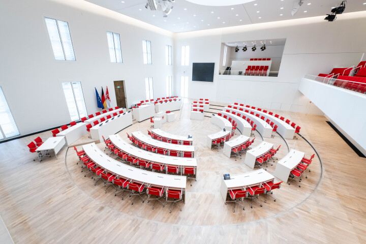 Blick in den Plenarsaal