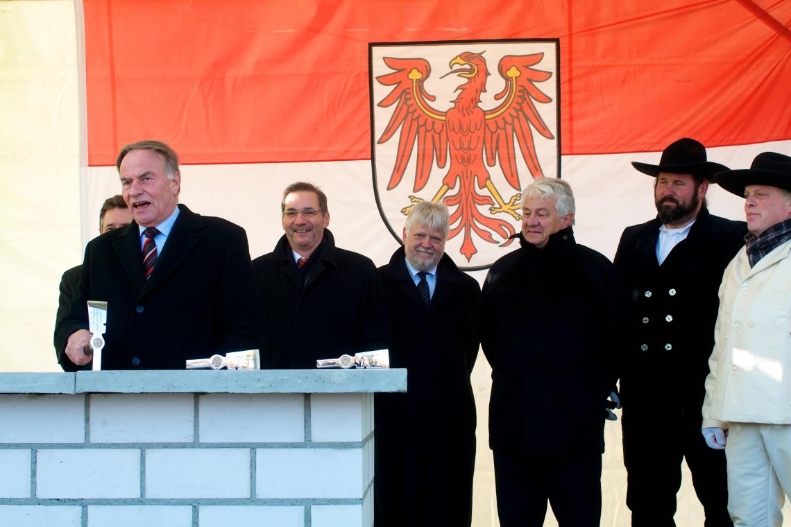 Grundsteinlegung zum Neubau des Landtages Brandenburg