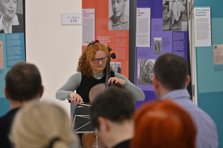 Musikalischer Ausklang mit der Musikerin Regine Daniels-Stoll