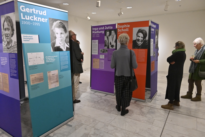 Impression der Ausstellungseröffnung