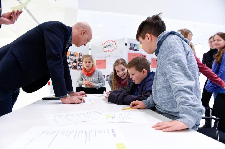 Impressionen der Workshops beim Safer Internet Day 2018 im Landtag.