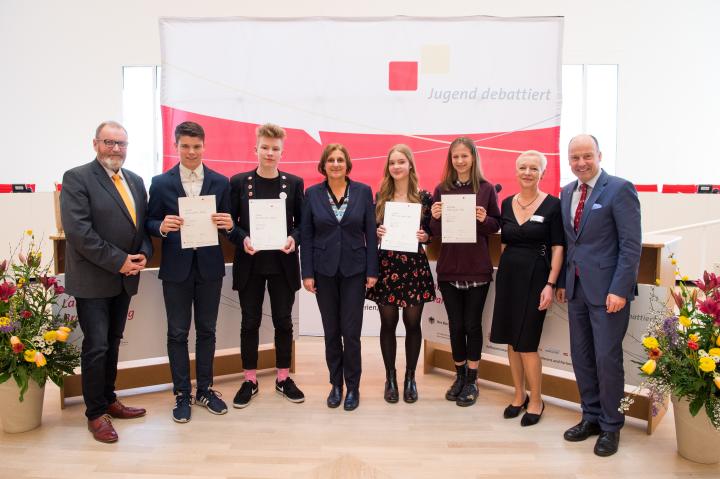 Gruppenfoto der Finalisten der Altersgruppe I zur Preisverleihung