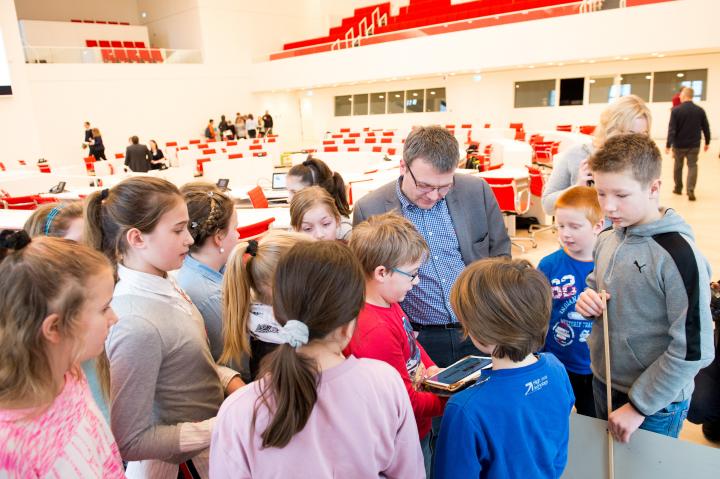 Impression der Gruppe "Viren-Partei" der Gerhard-Großmann-Grundschule Fürstenwalde.