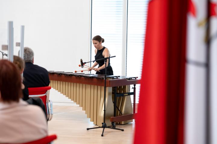 Musikalischer Ausklang der Feierstunde mit dem Marimbaphon durch Aleksandra Dzwonkowska-Wawrzyniak