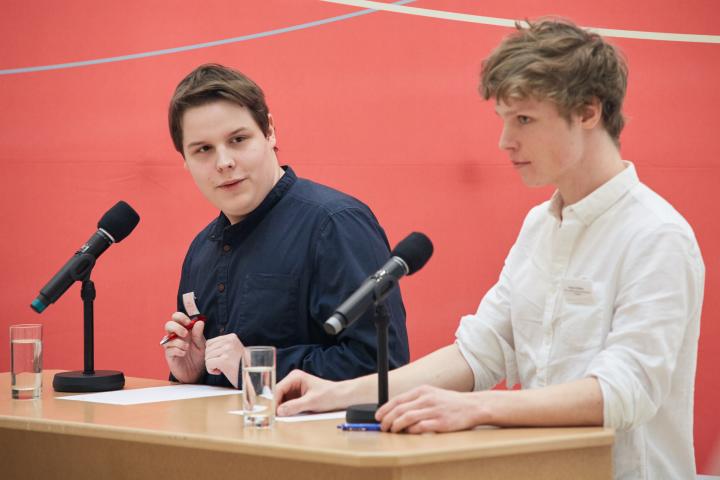 Finaldebatte in der Altersgruppe II: Emil Krause (l.) und Raban Gießler (r.)
