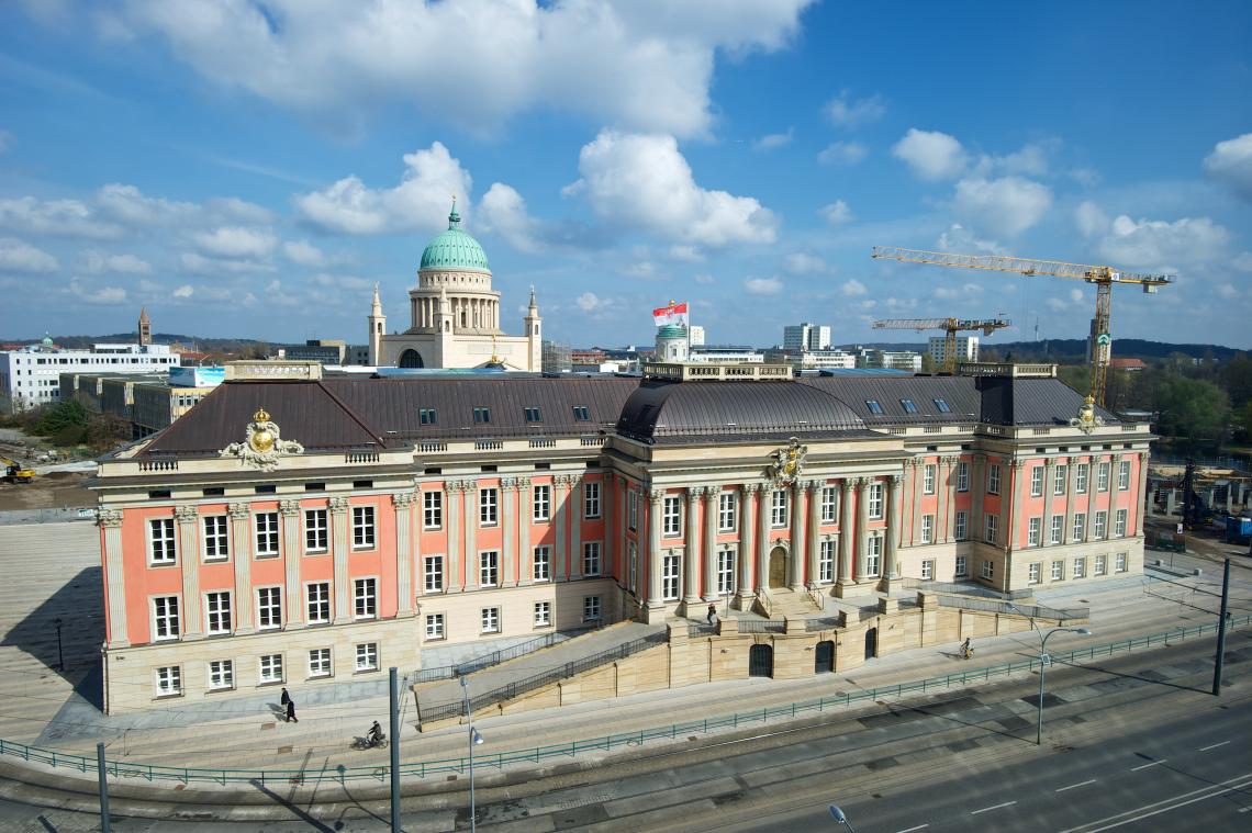 Das Landtagsgebäude von Süden