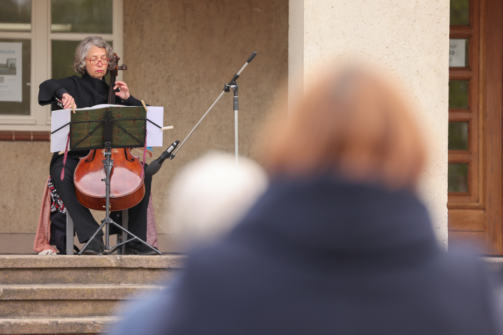 Musikalische Begleitung der Gedenkveranstaltung durch Petra Kießling aus Berlin