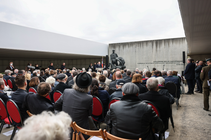 Gedenken am Gedenkort "Station Z" in der Gedenkstätte Sachsenhausen